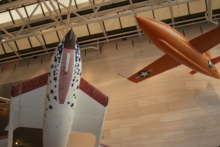 Spaceship One and the Bell X-1