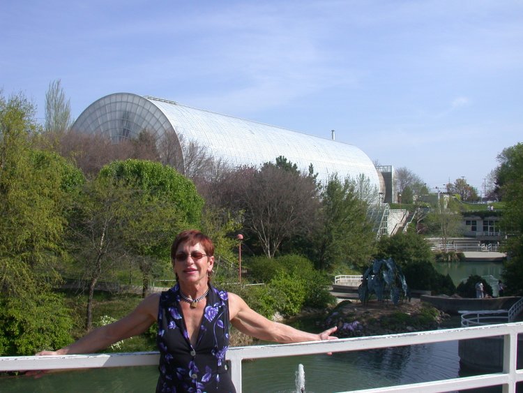 The Crystal Bridge Botanical Garden