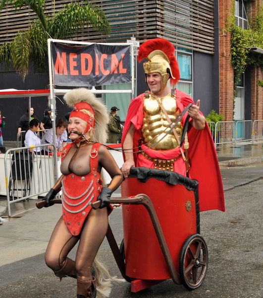 Folsom 2011 Roman Ponygirl